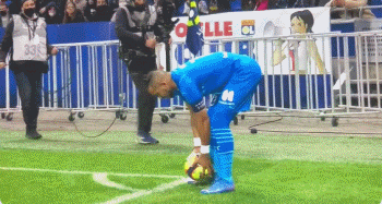 马德兴：米利西奇不敢热身U17女足，一年半不换血，足协当断则断