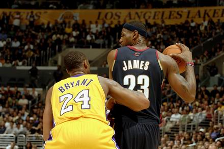 记者：尤文准备接受马赛对小维阿的报价，交易很快完成（记者称尤文将同意马赛报价小维阿，转会即将敲定）