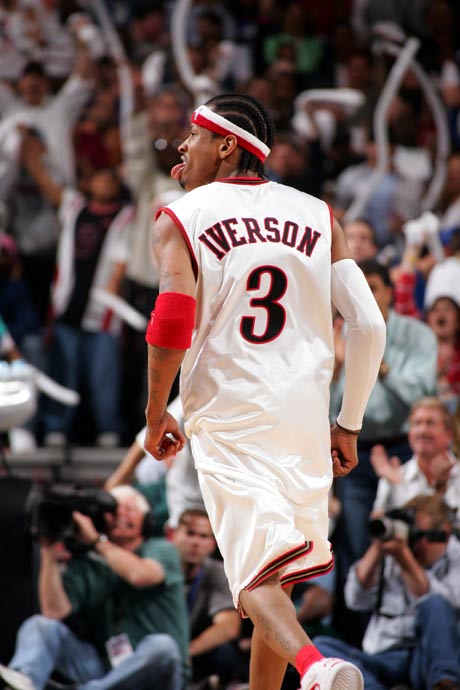 发挥出色！兰德尔18中9贡献28分9板，个人近7场最高分（状态火热！兰德尔18投9中砍下28分9板，刷新近7场个人新高）